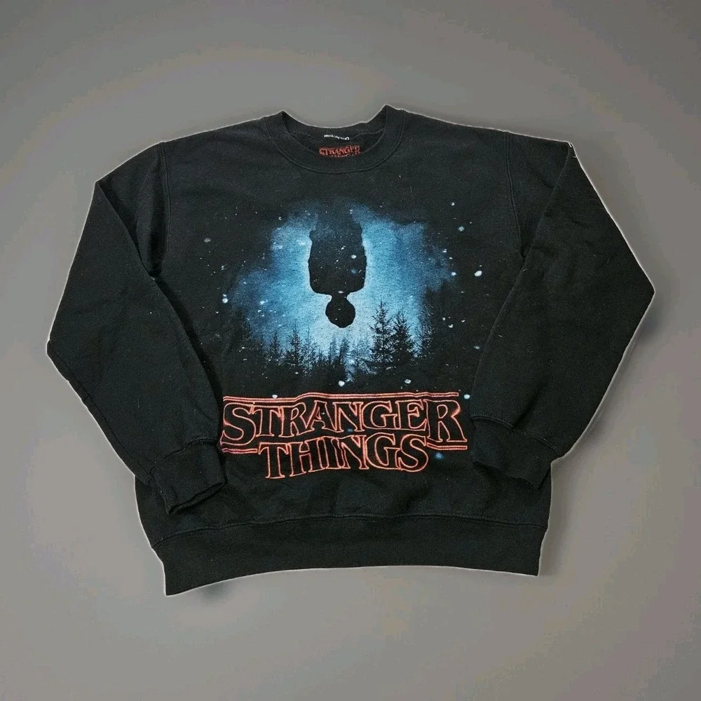 Stranger‎ Things Graphic Sweatshirt Adult Size Small Pullover Black